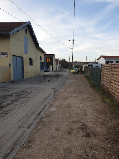 Aperçu des activités de la casse automobile MAYEUR FRERES située à BAR-LE-DUC (55000)